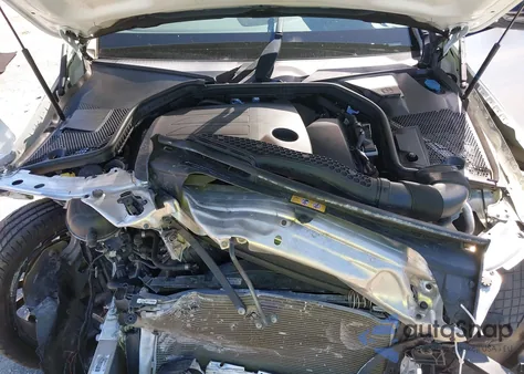 2019 Mercedes-Benz C 300 from USA, damaged, VIN 55SWF8DB9KU300657